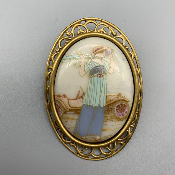 Vtg Gold-tone Scrolled Cameo Brooch Woman in Blue Dress by Oldtime Car - Picture 2 of 7